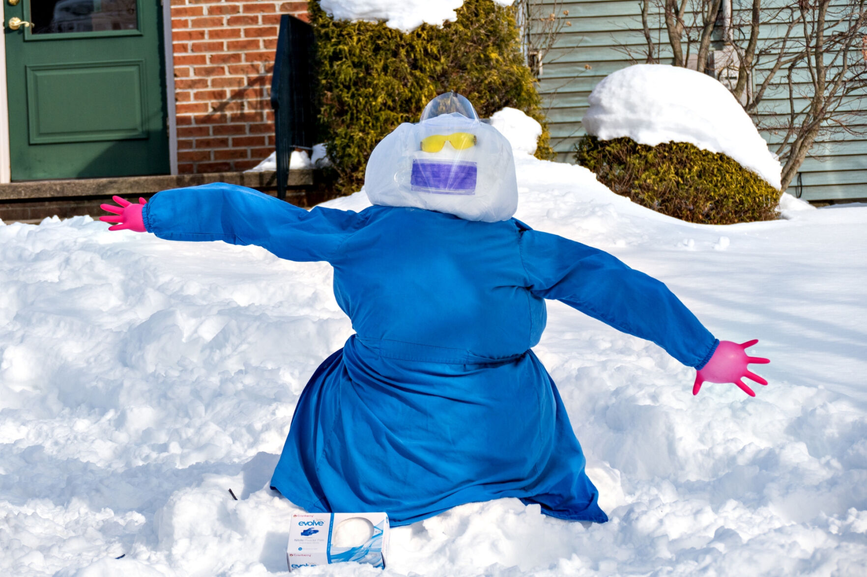 Snowmen take over the city Contest winners announced